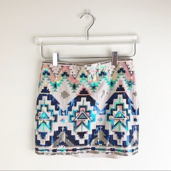 Express Aztec Design Sequin Pull-on Mini Skirt XS NWOT - Picture 2 of 6